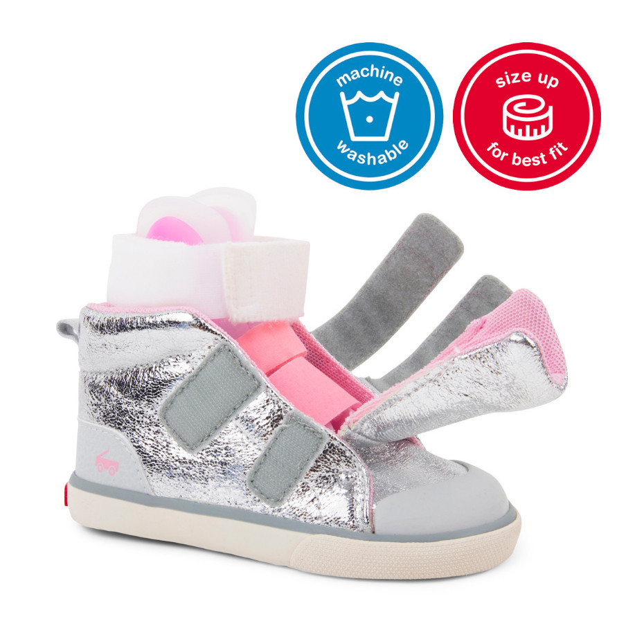 See Kai Run Dean Adapt II Silver Girl’s Sneakers New