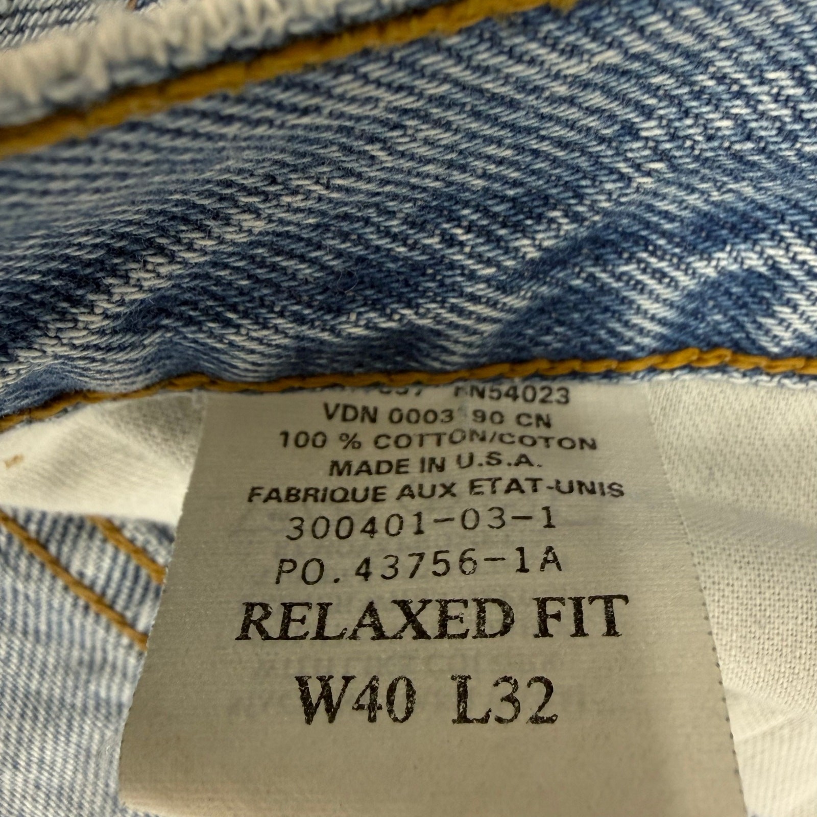 Vintage 90s GAP Light Wash Relaxed Fit Jeans Men’s W40 L32 USA
