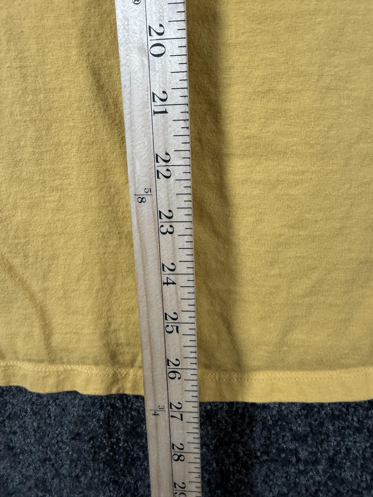 Champion Shirt Mens XL Yellow Big Logo Graphic Tee Short Sleeve Crew Neck