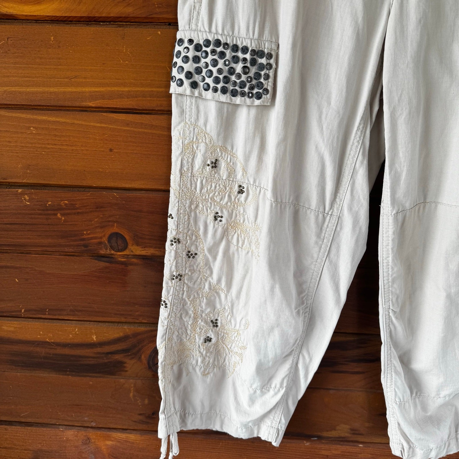 VTG Y2K DANANG Masti Oat Silk Medium Rise Embroidered Cargo Capri Pants Size M