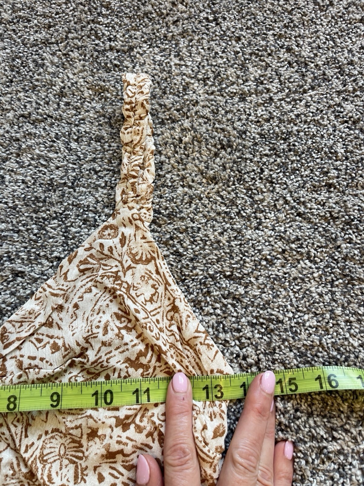 Paper Crane Women’s Medium Tan Cream Paisley Rayon Boho Crop Top