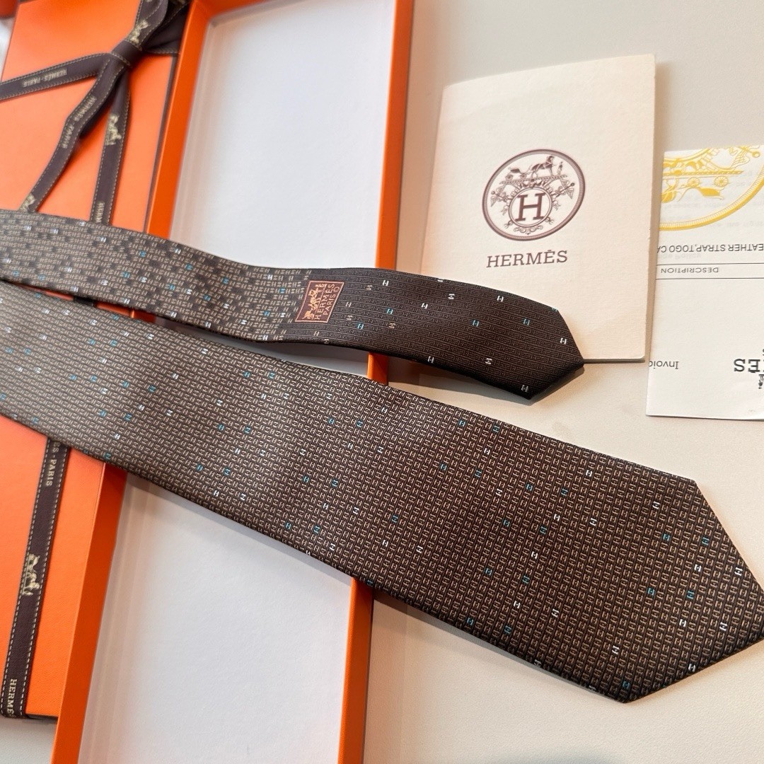 Hermès Men’s Brown Silk Tie Geometric Logo Pattern Designer One Size