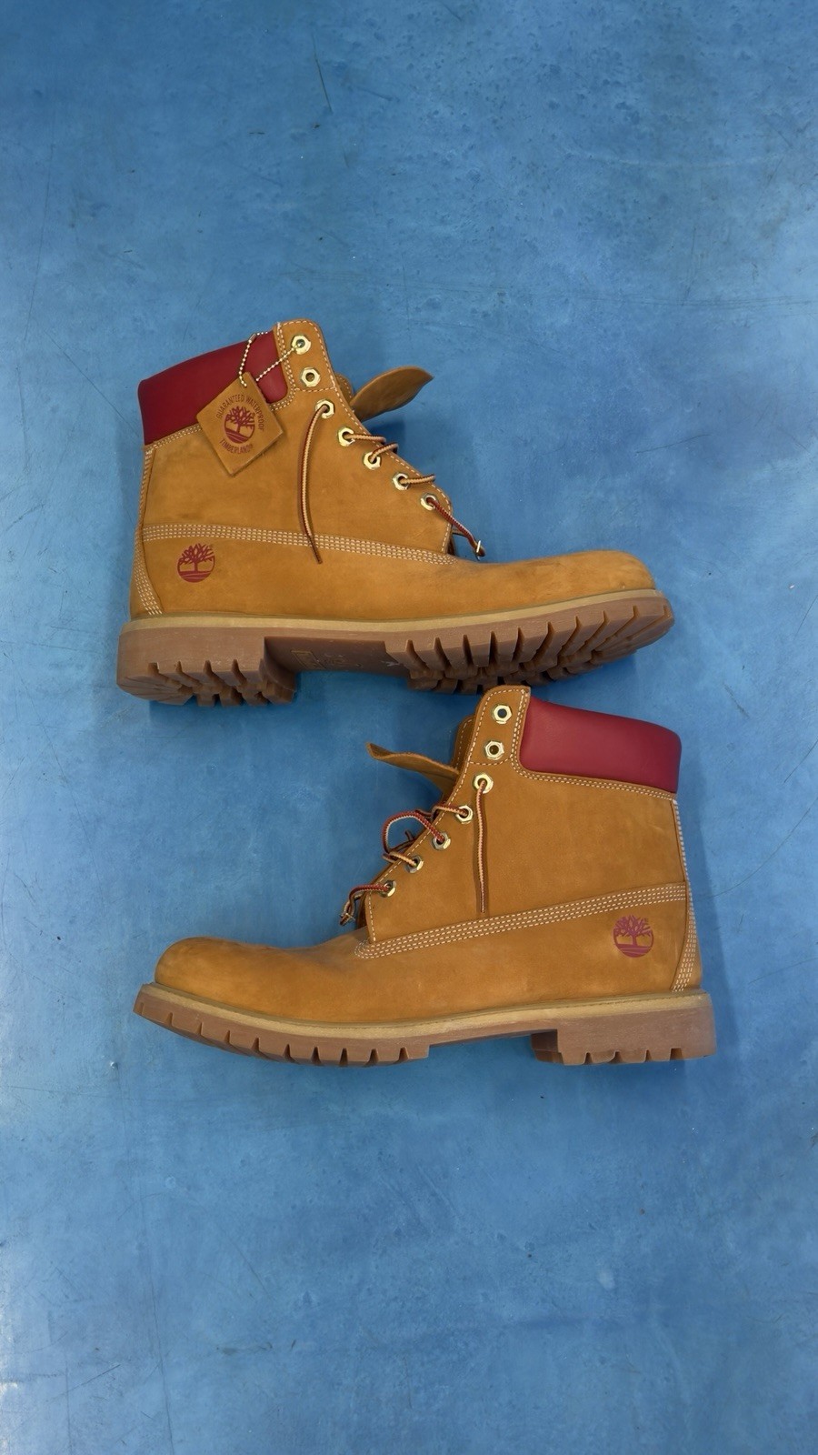 Timberland Men’s Brown Leather 6-Inch Lace-Up Lug Sole Boots Red Collar 13M