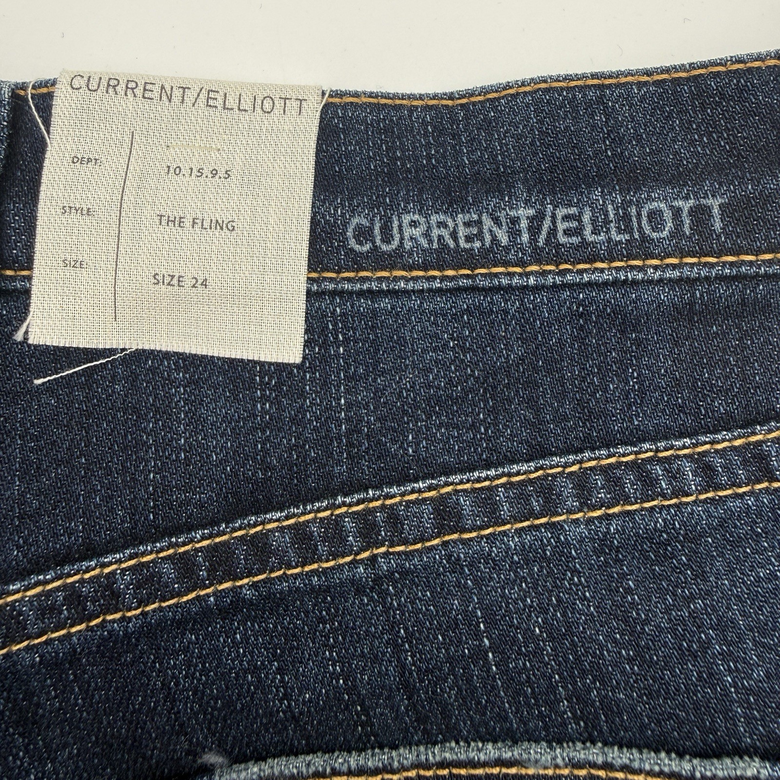 NWT Current/Elliott The Fling in Gibson Destroy Women’s Sz24 USA Boyfriends Fits