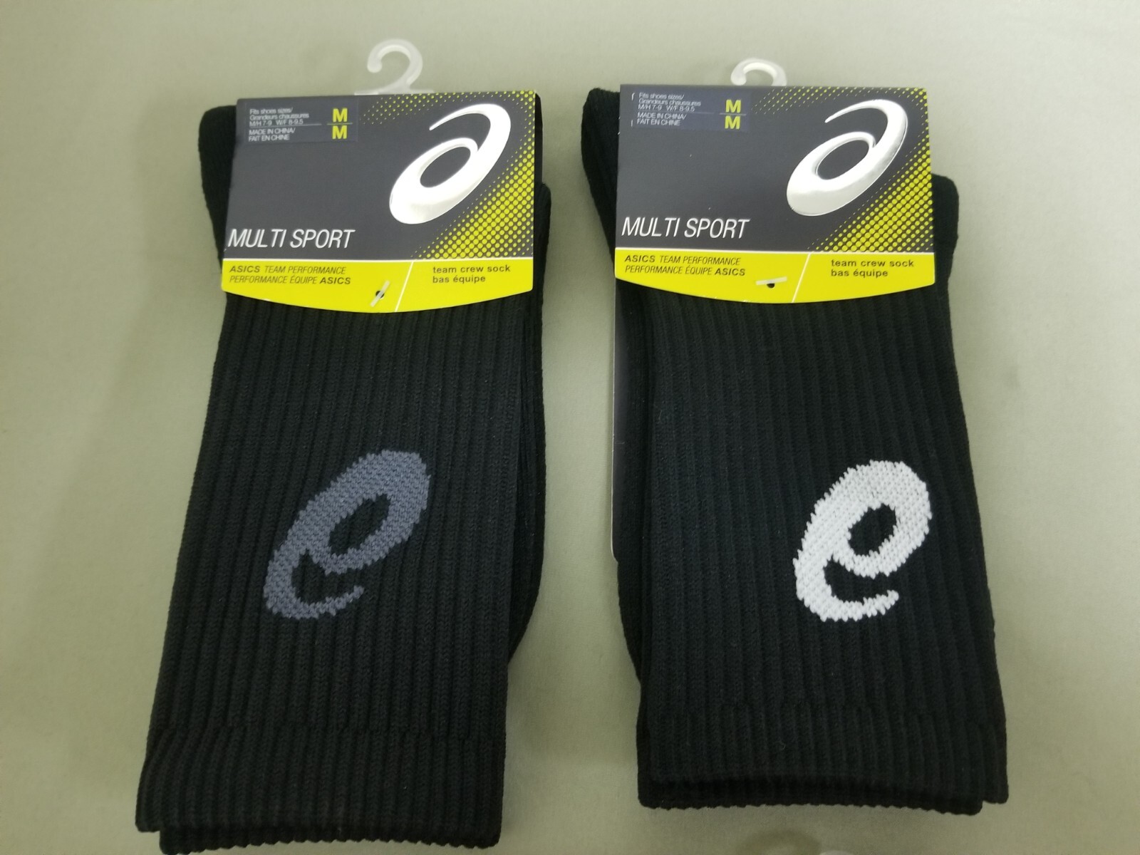 New Asics Multi-Sport Logo Team Crew Socks. 4 Colors To Choose.