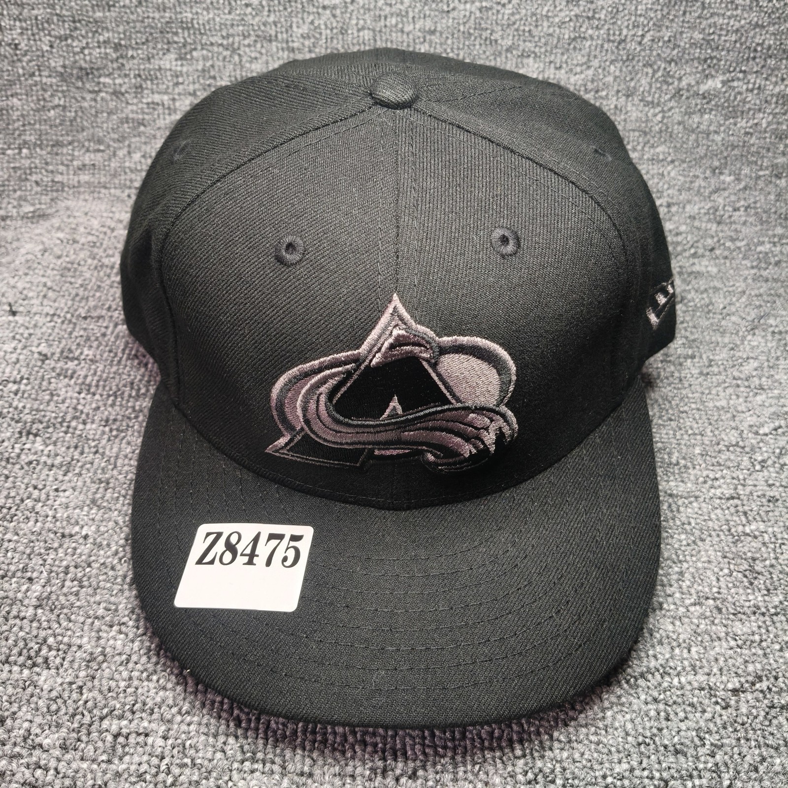 New Era Colorado Avalanche 59FIFTY Fitted Black 7 1 4 NHL Cap