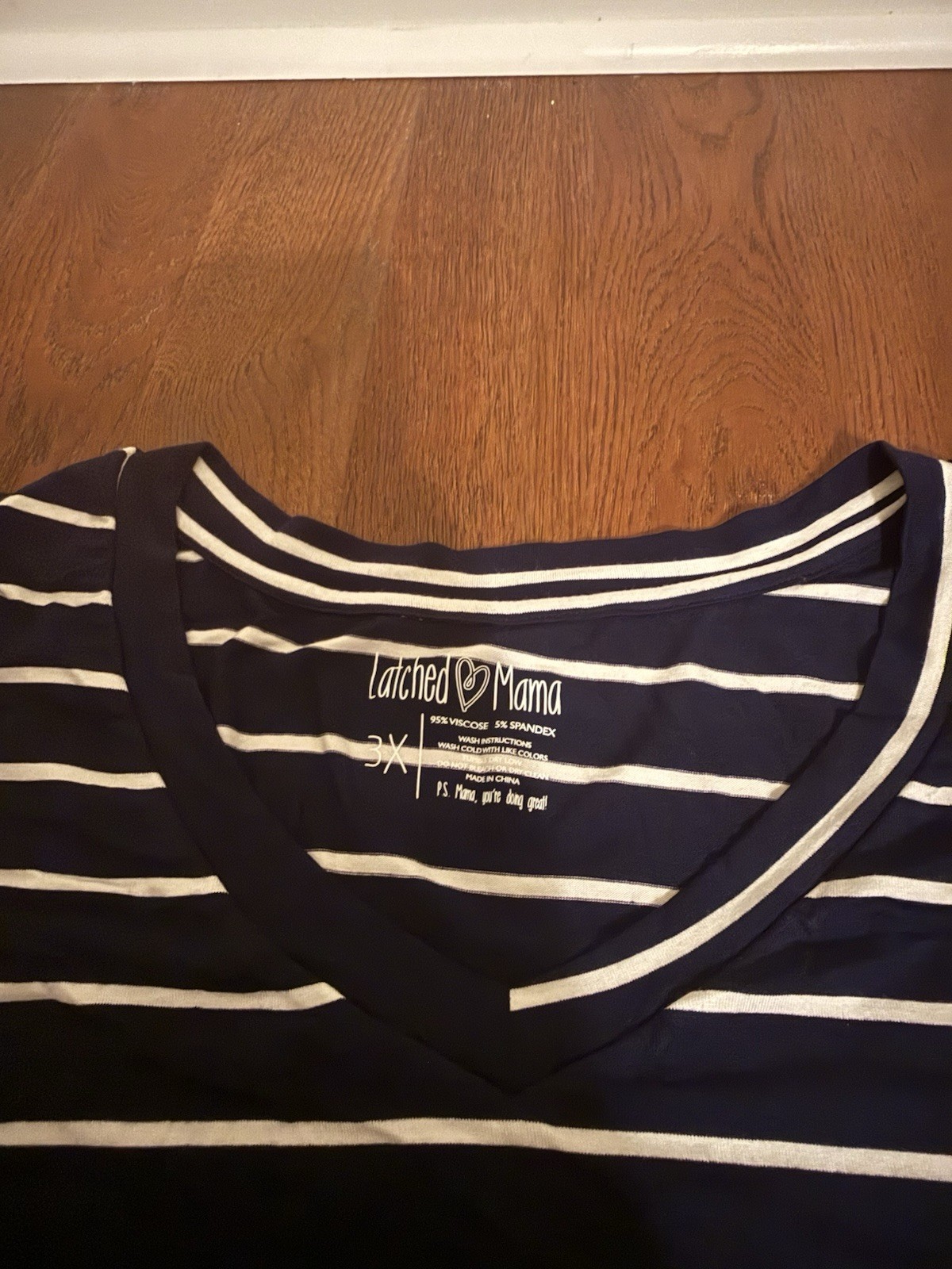Latched Mama Women’s Plus 3X Navy/White Striped V-Neck Short Sleeve Knit Tee
