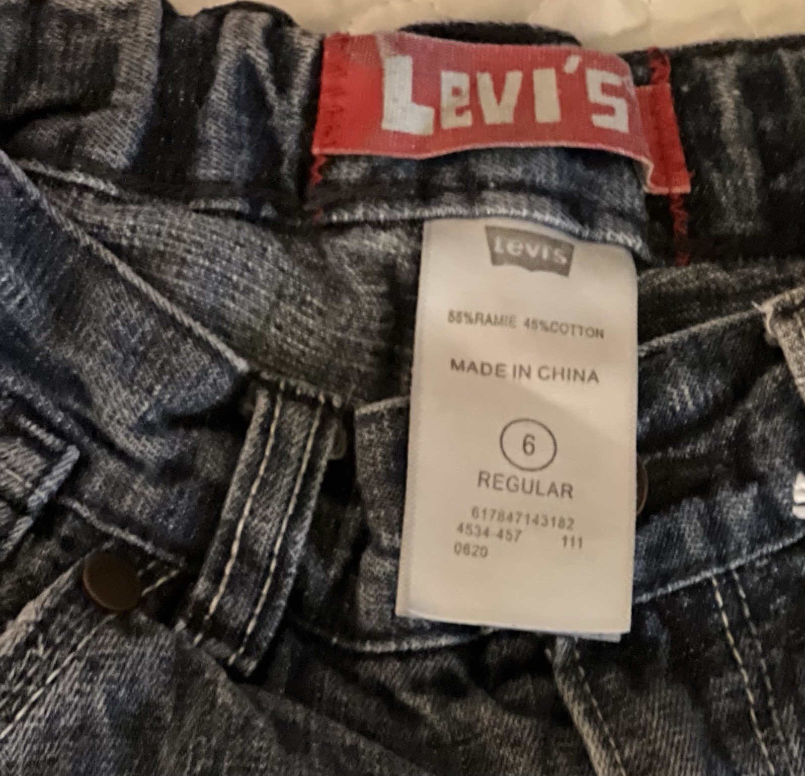 Levi’s Boys Size 6 Regular Blue Denim Cargo Shorts Zip Pockets