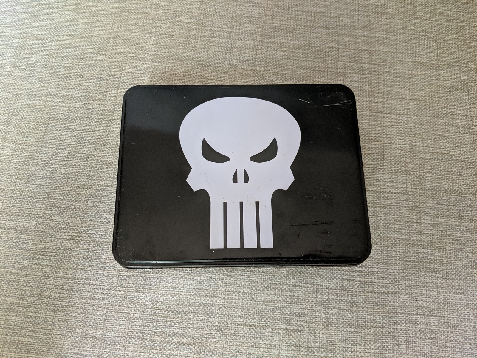 The Punisher Bifold Wallet with Money Clip Tin Marvel Comics Novelty Black NOWT