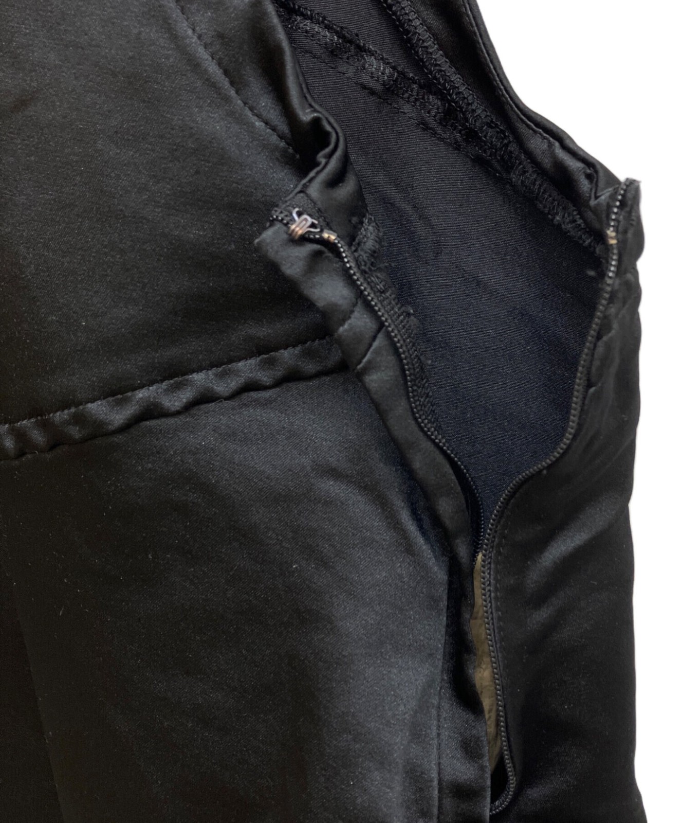 BLACK COMME des GARCONS / (Black Comme des Gar?ons) Polyester Shrink Sleeveless