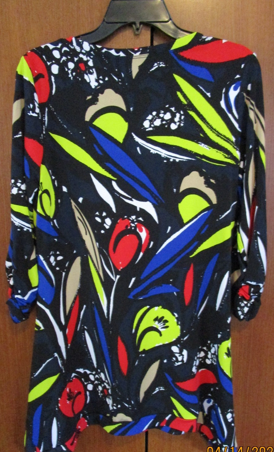 Premise Tunic Top Bright Colors On Black Medium Polyester Spandex Bust 37 L 29.5