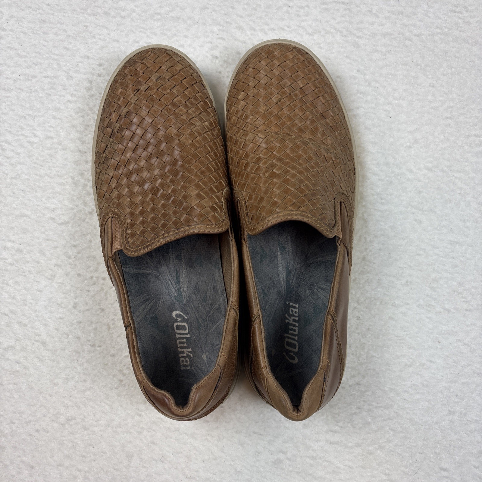 OluKai Lae’ahi Lauhala Mens Fox Brown Woven Leather Slip-On Sneakers – Size 10