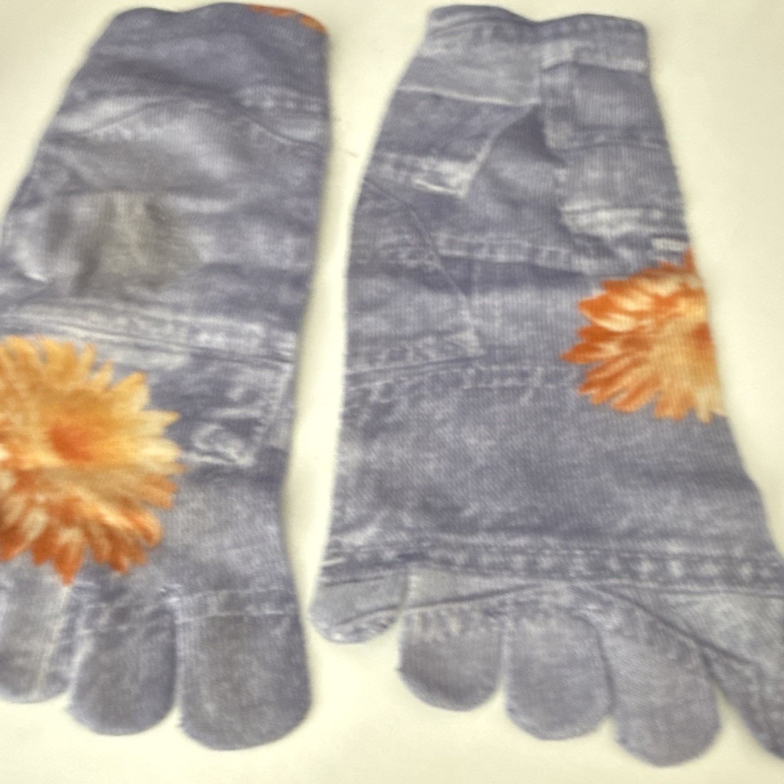 Women’s Blue/Orange Floral Knit Polyester Wrist Gloves, One Size