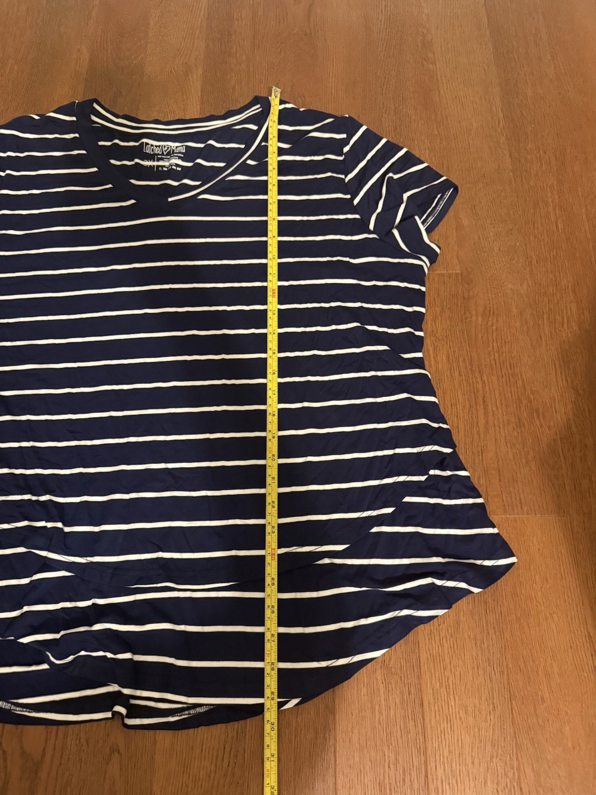 Latched Mama Women’s Plus 3X Navy/White Striped V-Neck Short Sleeve Knit Tee