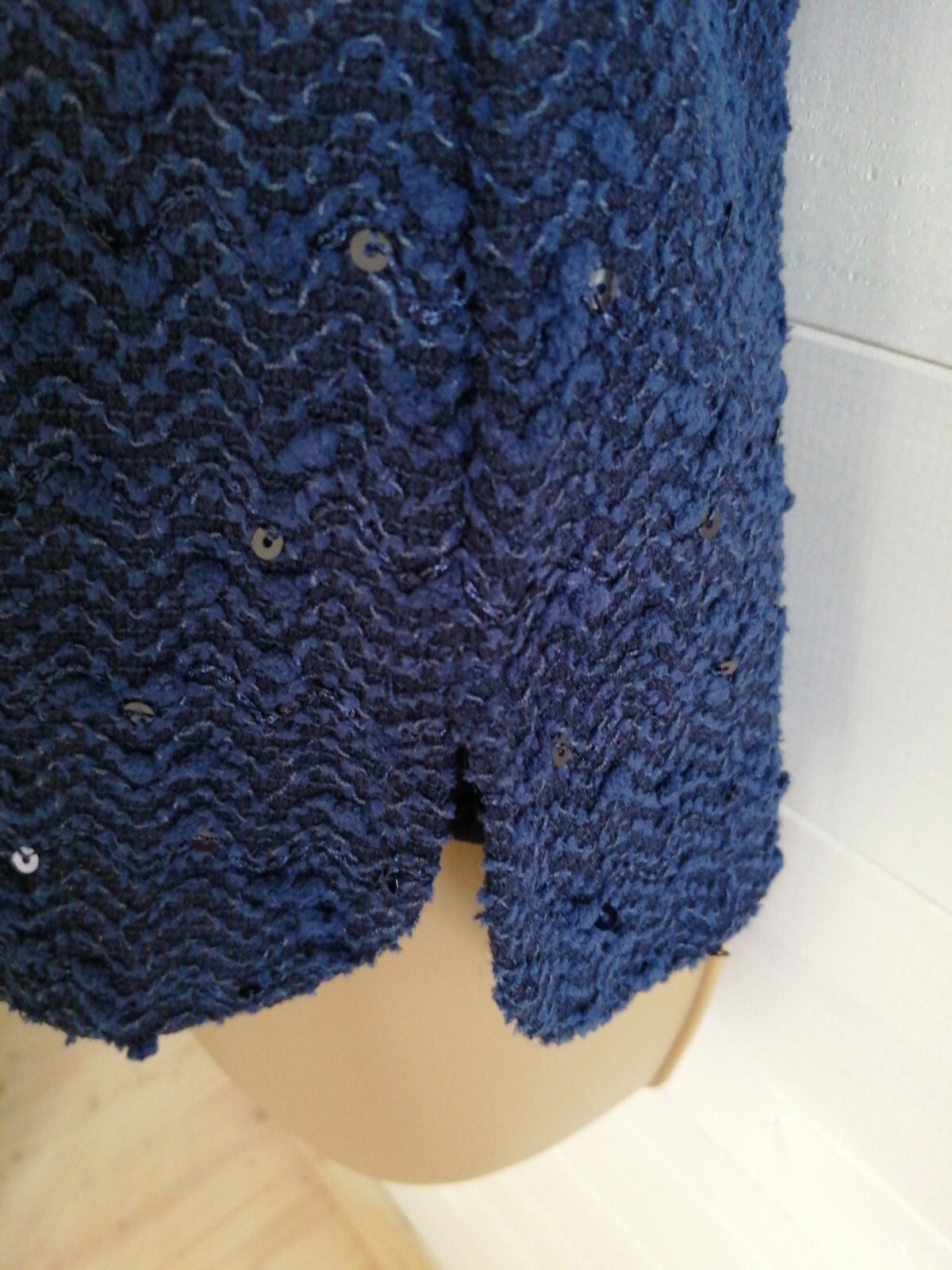 Navy Blue Top Size 12 sequin stretchy fully lined short sleeves NEW