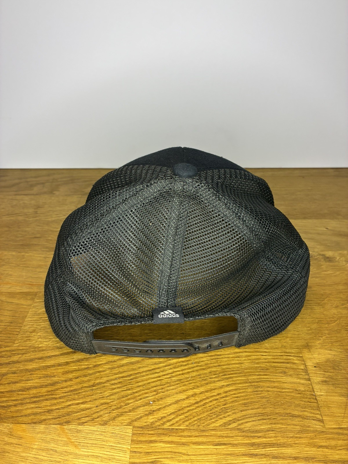 Adidas Women’s Mesh Trucker Hat Cap Aeroready OSFA Adjustable Snapback