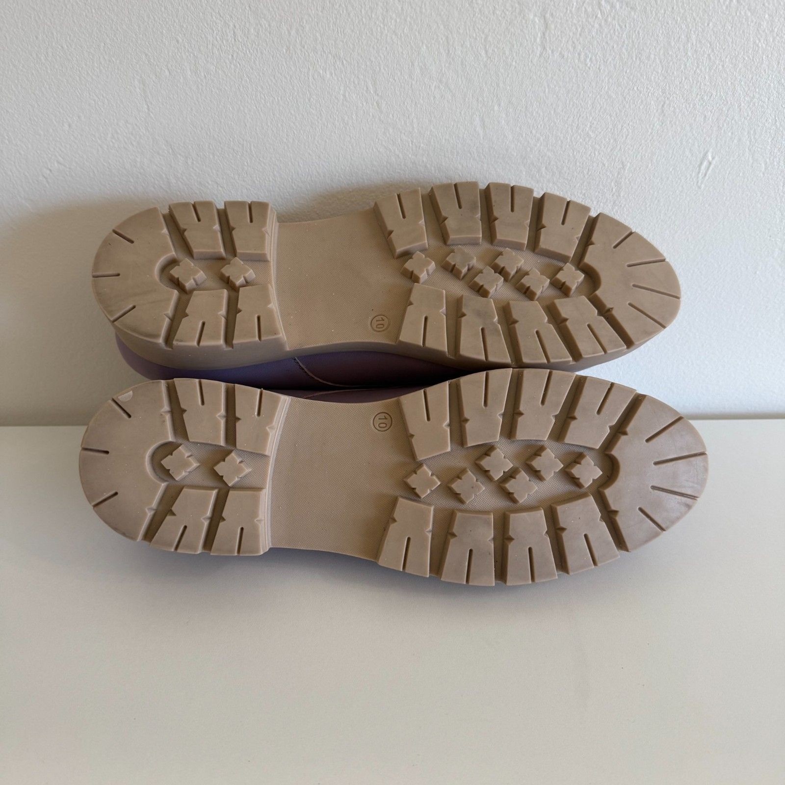 New Seychelles Catch Me Loafers in in Lavender Size 10