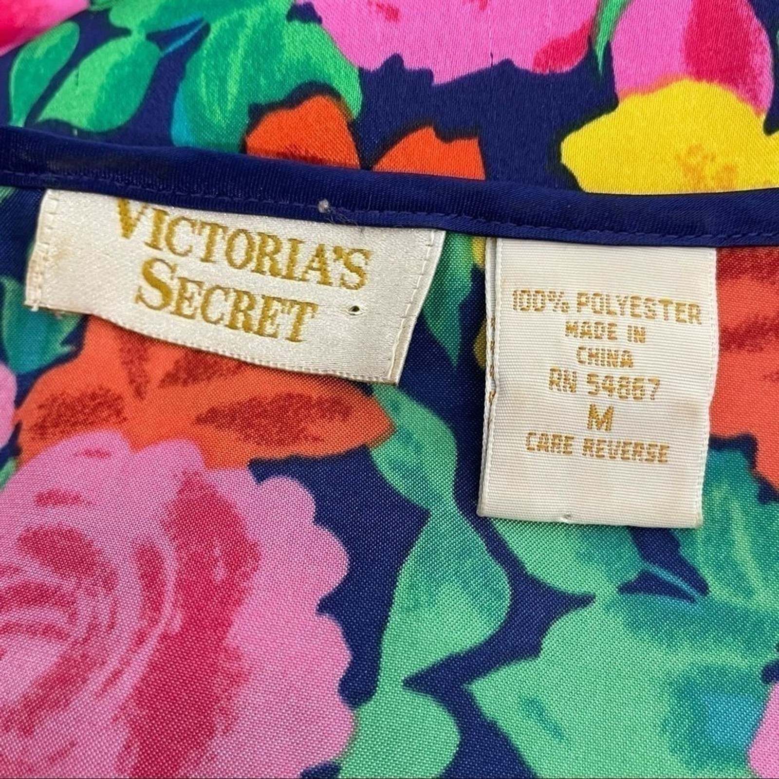 Vintage Gold Label VS floral robe and nightgown set medium