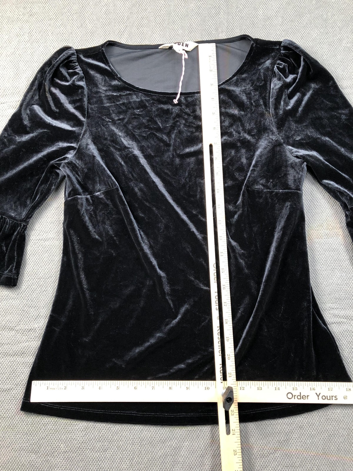 Boden Blouse Womens 6 Black Scoop Neck 3/4 Bell Sleeve Velvet Top Stretch