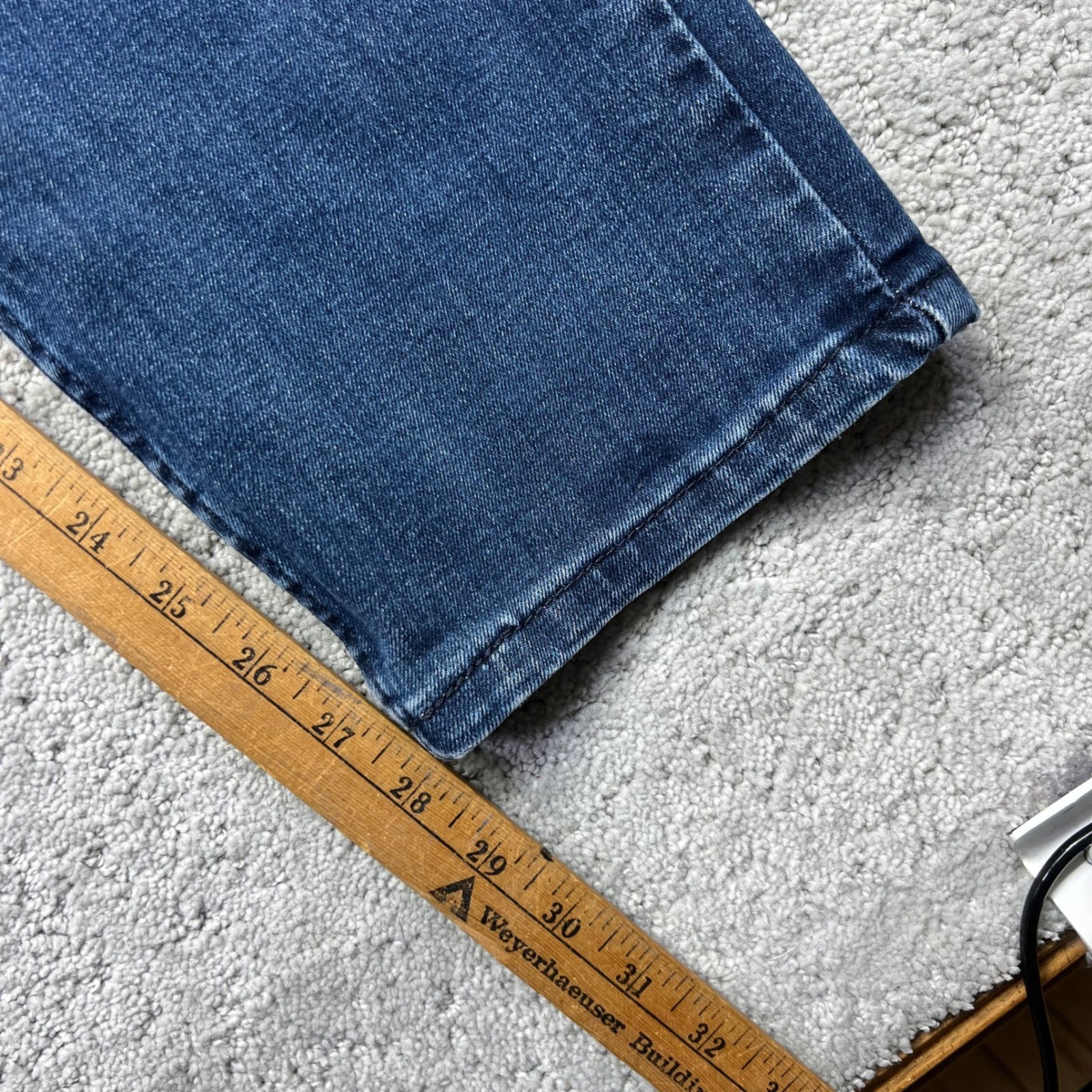 Levis 502 Jeans 33×30(34×28) Regular Taper Blue Denim Stretch All Seasons Tech