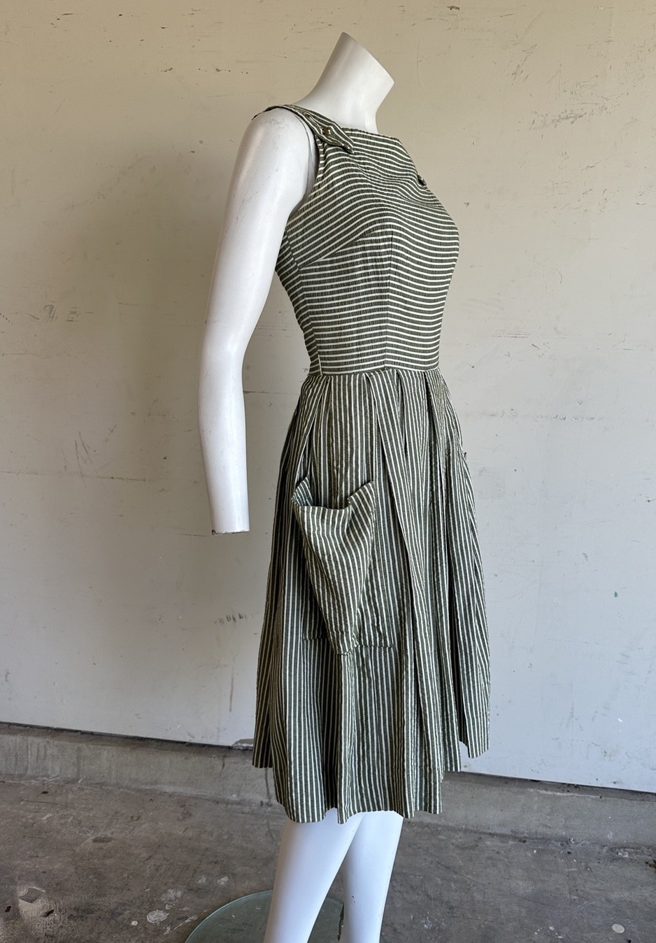 Vintage 50s 60s Olive Striped Summer Day Dress 25” Waist 1950s