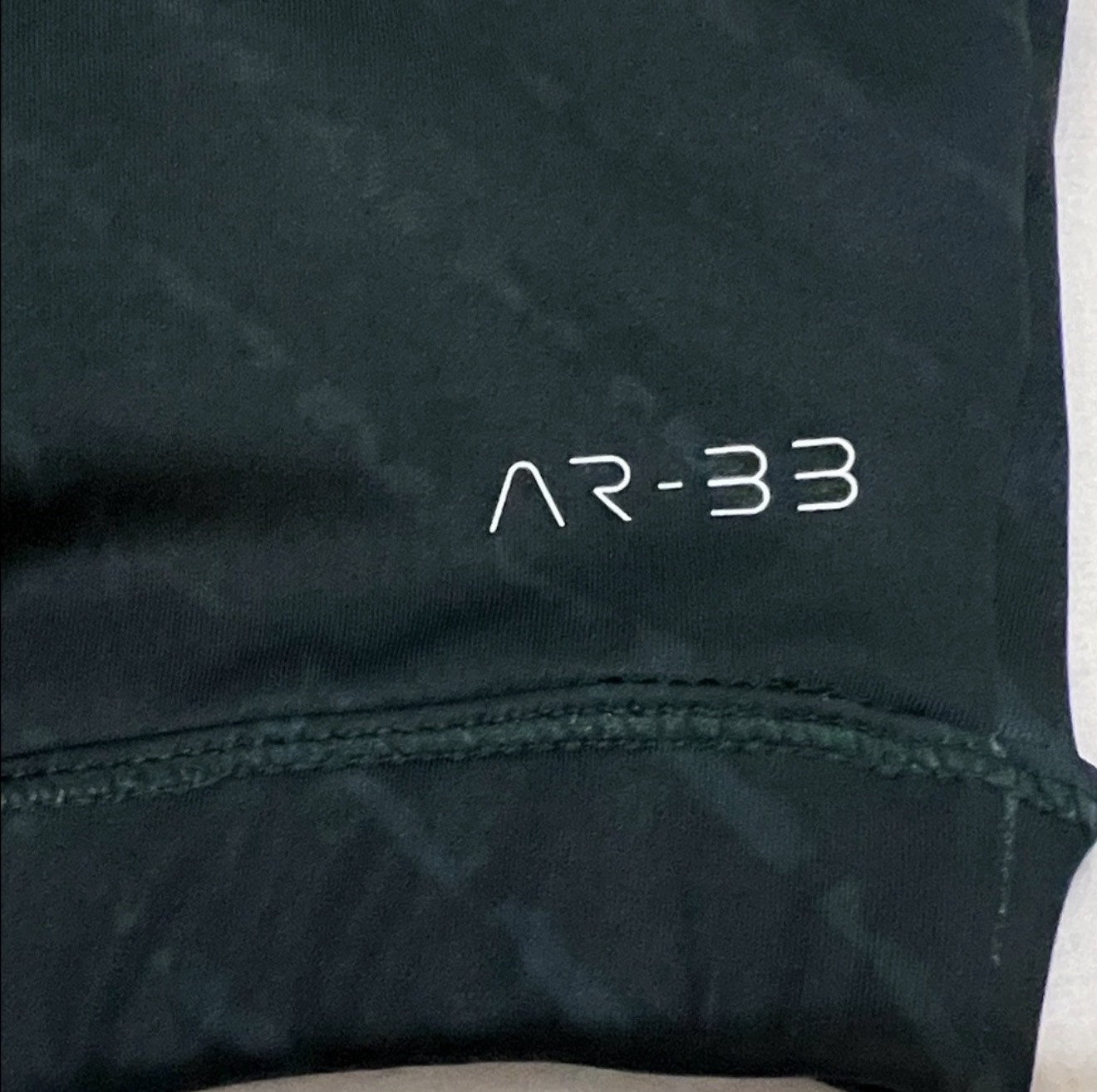 AR-33 Green Racerback Sports Bra Medium Support Wireless Adjustable Women’s M