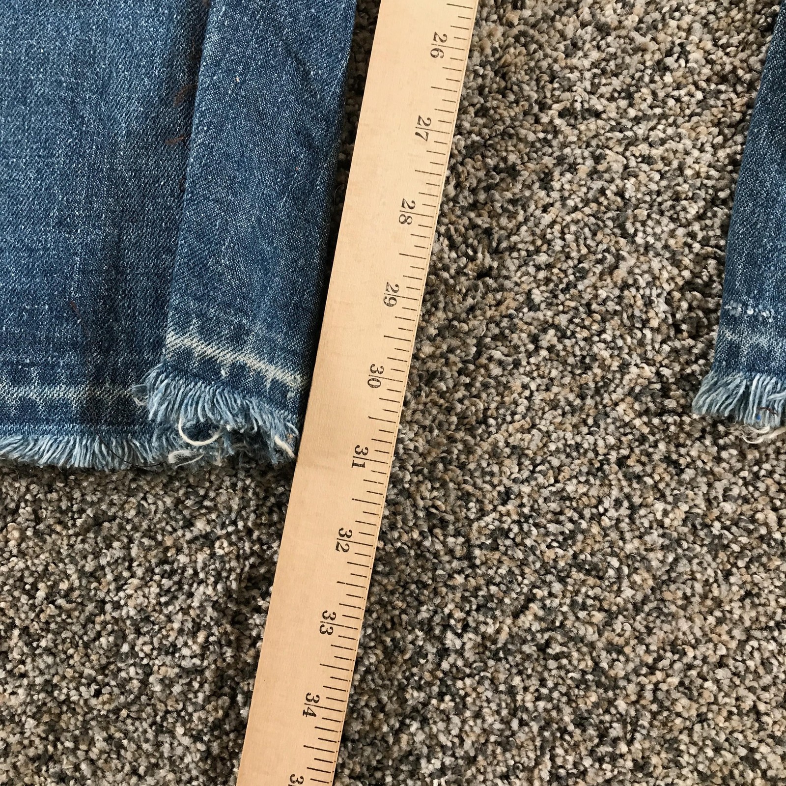 Vintage Levi’s Jeans 517 Mens 34×31 Blue Relaxed Fit Bootcut Distressed