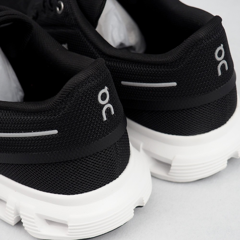 On Cloud 6 Sneakers Black/White Women’s Running Shoes Size 6-9.5 New in Box
