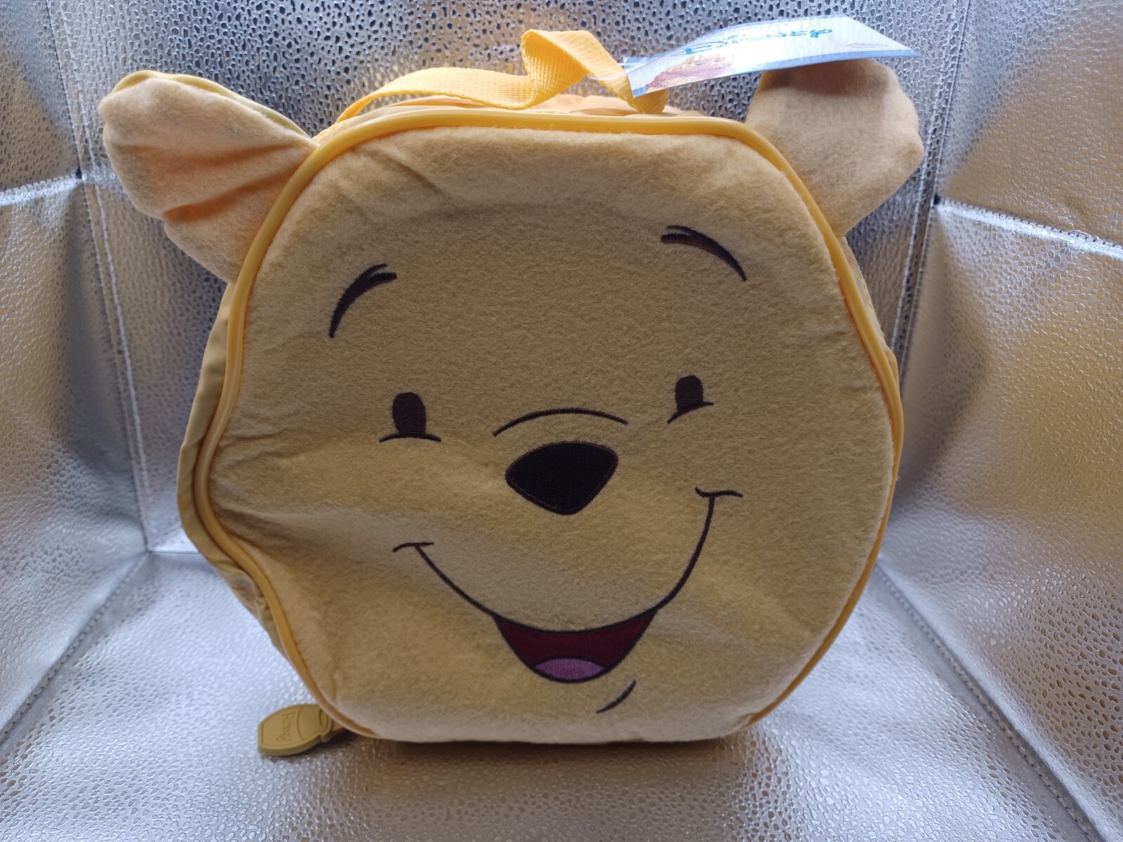 DISNEY WINNIE THE POOH HEAD PLUSH LUNCH BAG WITH ZIPPED POCKET BRAND NEW RARE