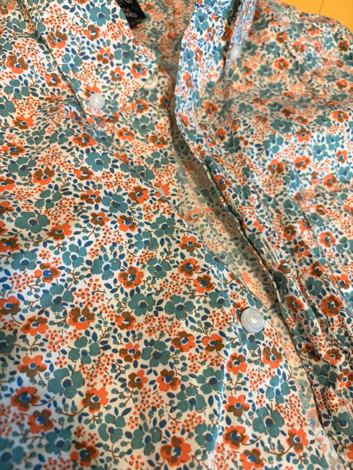 J. Crew Men’s Medium Flex Floral Button Down Short Sleeve Shirt Orange Green Red