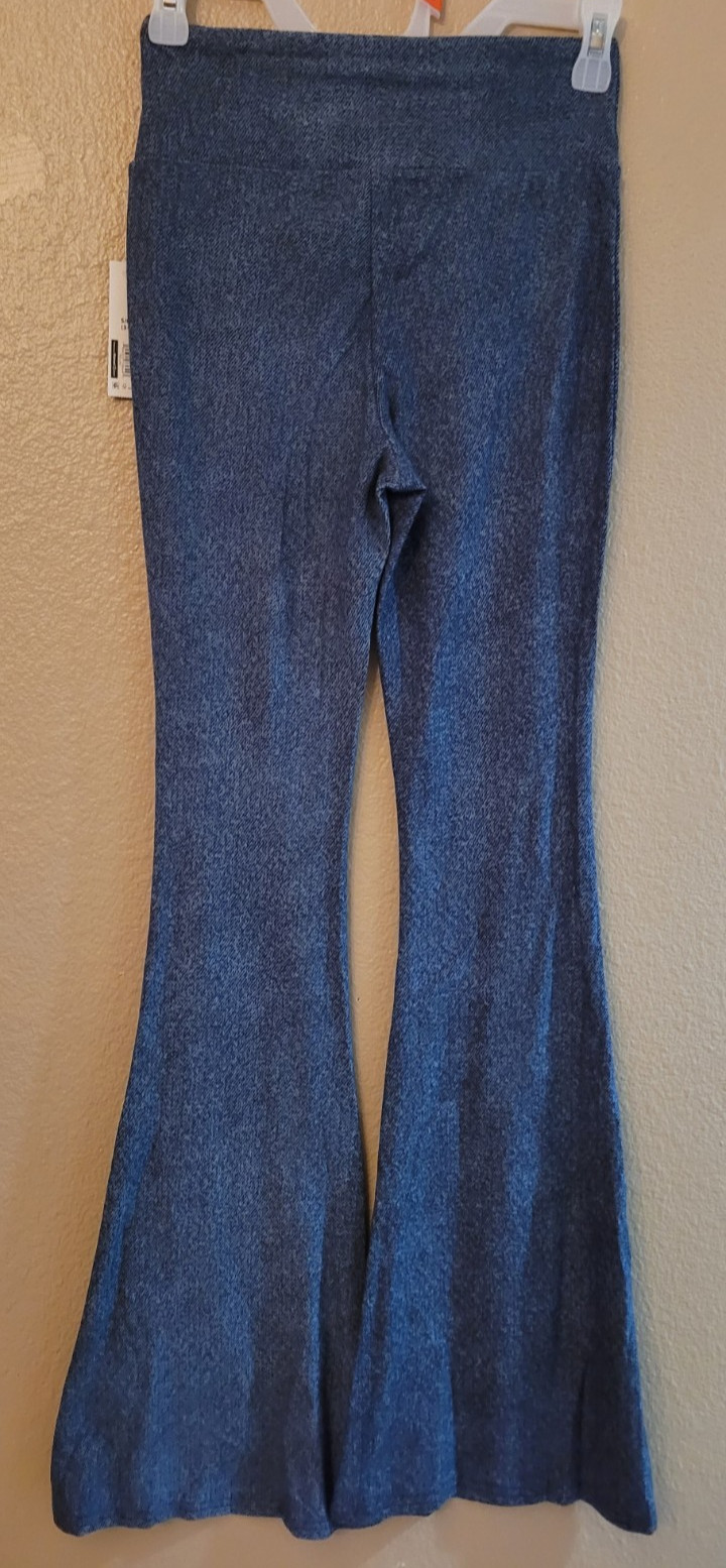 No Boundaries Flare Pants, NOBO knit Flare Pant Multicolor, Small to 3X