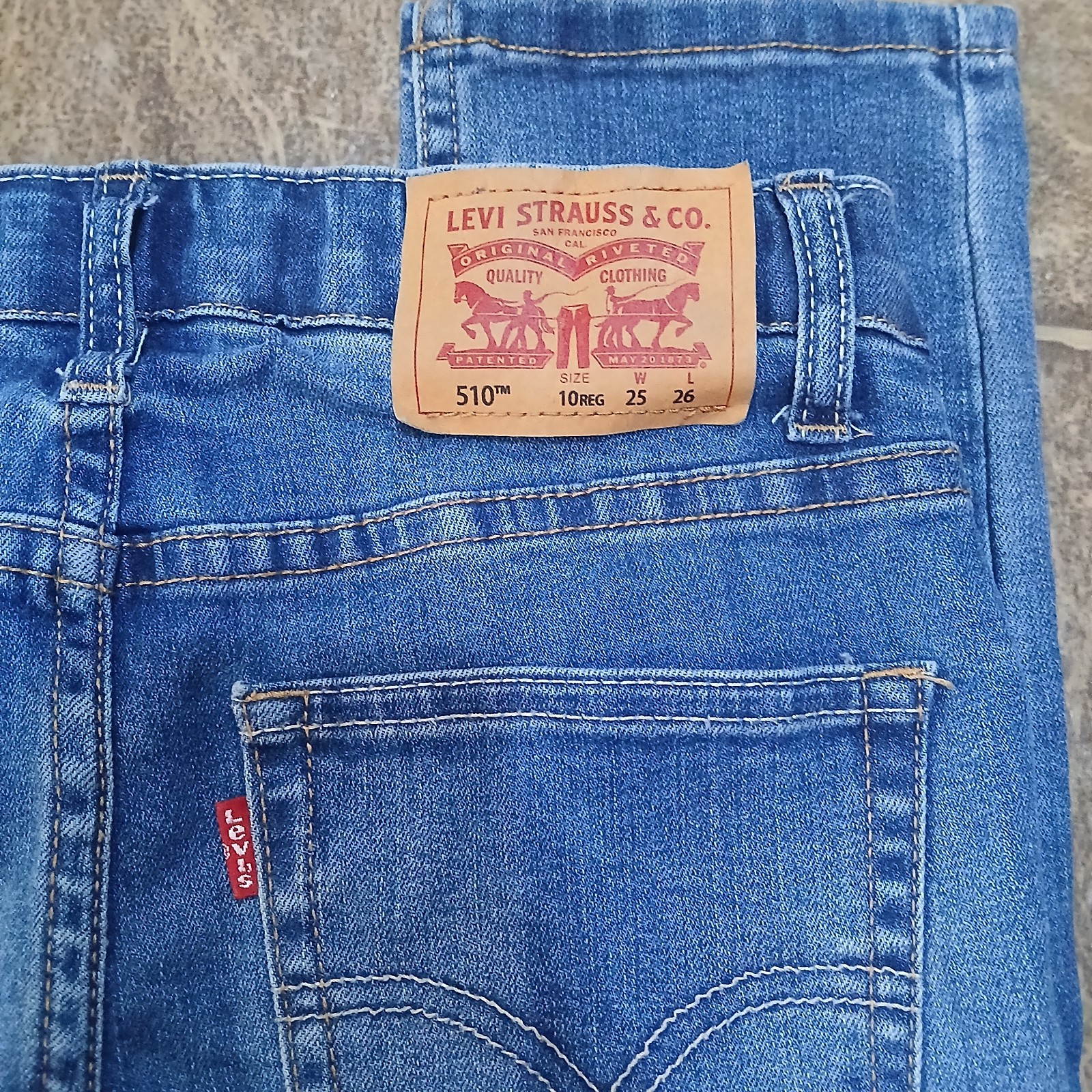 Levi’s 510 25×26 (10 Reg ) Slim Fit Zip Fly & Button Closure Denim Jeans Casual