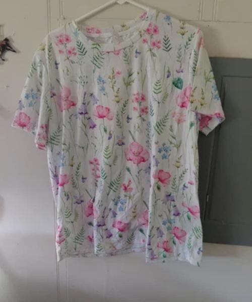 White & Multicolor YVHZOJW4MF Crew Neck Short Sleeve Pullover T-Shirt Women’s XL
