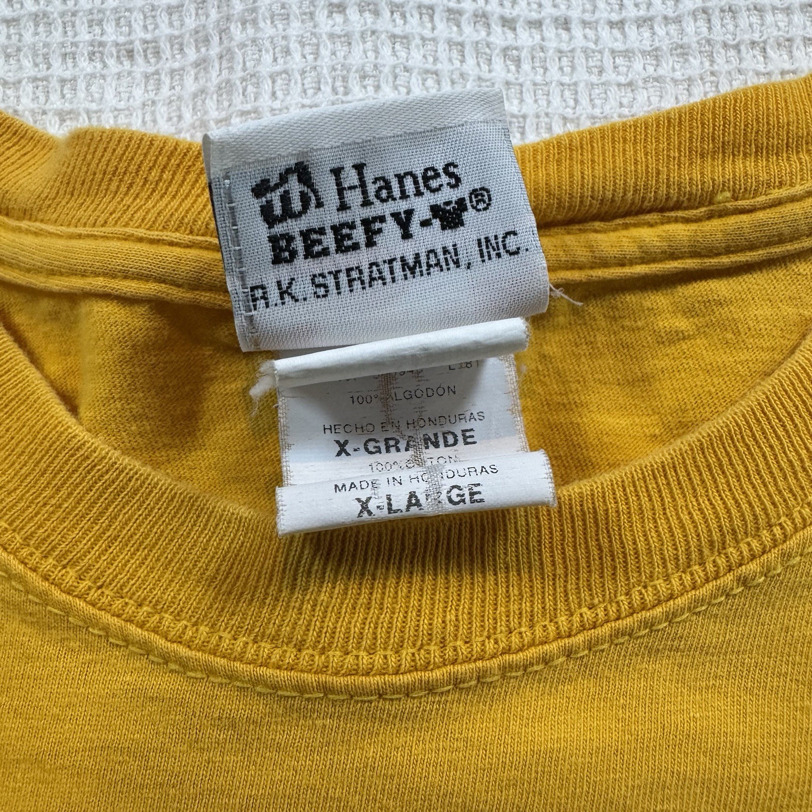 Vintage Harley Davidson T-Shirt Men’s XL Basil Yellow 2011