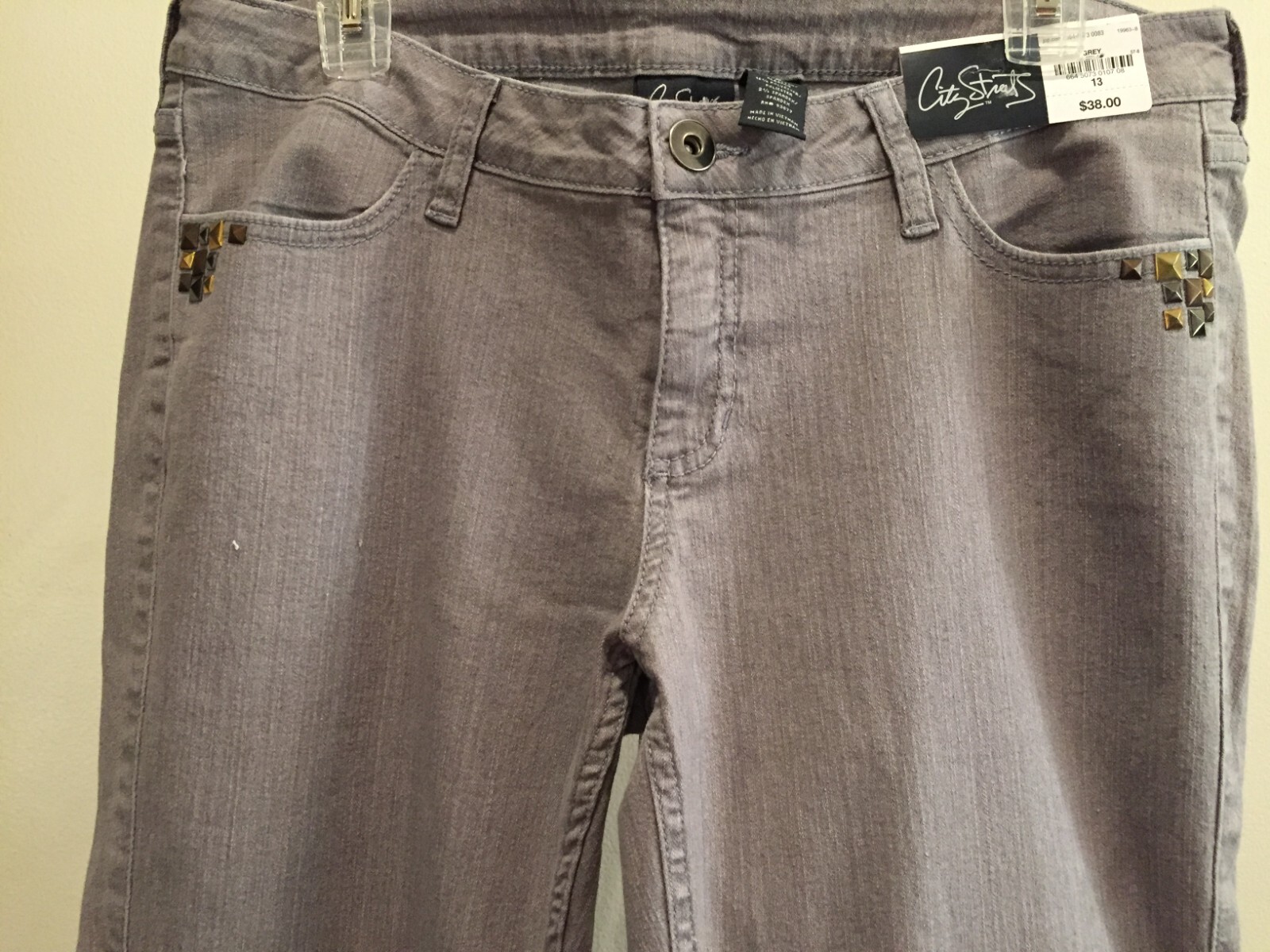 City Streets Casual, Jeans, Juniors SZ 13, Grey, Tag $38.00, NWT