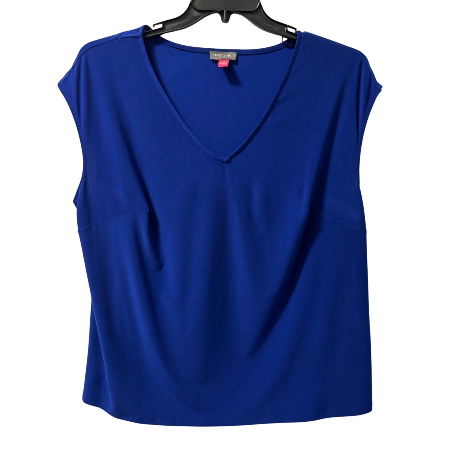 Vince Camuto V-Neck Blue Sleeveless Top Size 1X Polyester/Spandex Blend. NWT