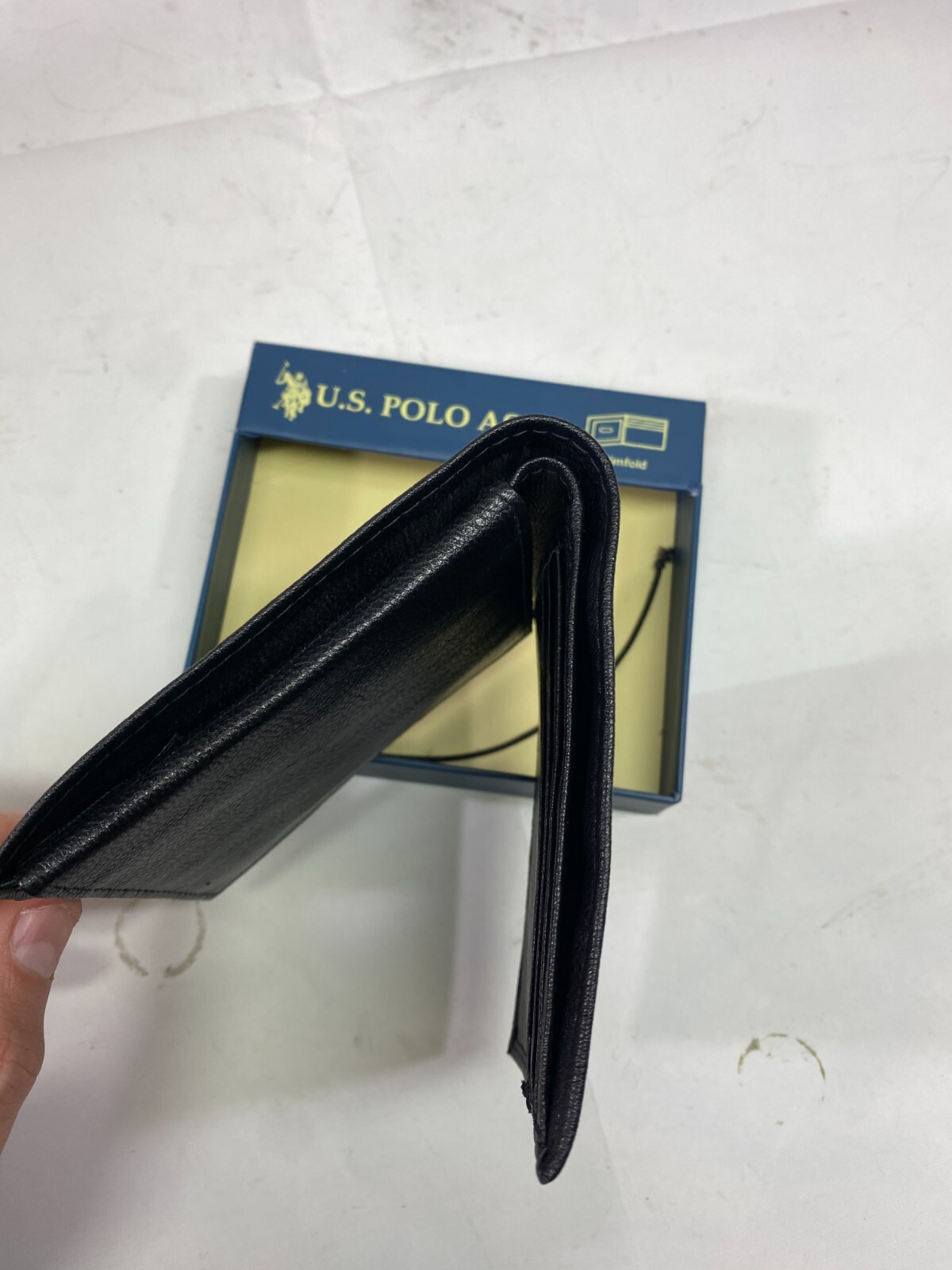 US POLO ASSN Black Leather Logo Embossed Slim Fold Wallet Men’s NIB