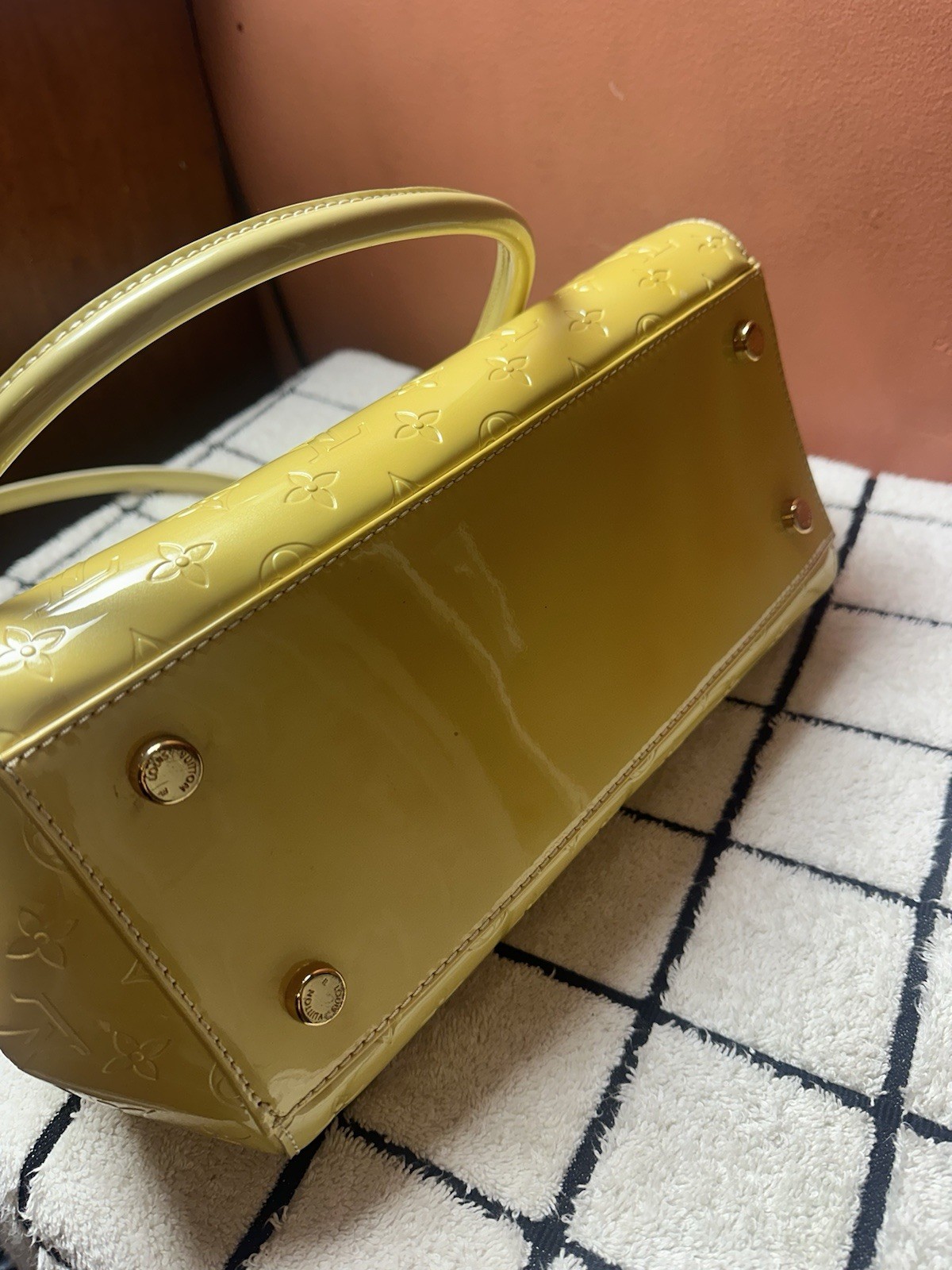 Authentic Louis Vuitton Vernis Sherwood PM Broncorail Shoulder Bag