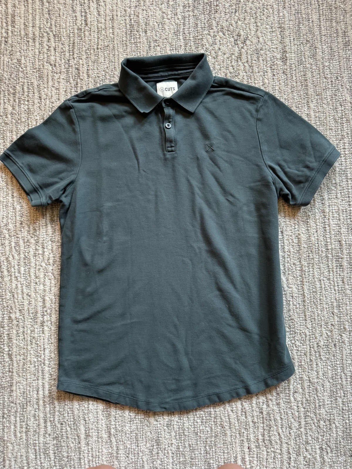 17 Pieces Huge Cuts / AO Men’s Small Bundle – Premium Basics Capsule Wardrobe