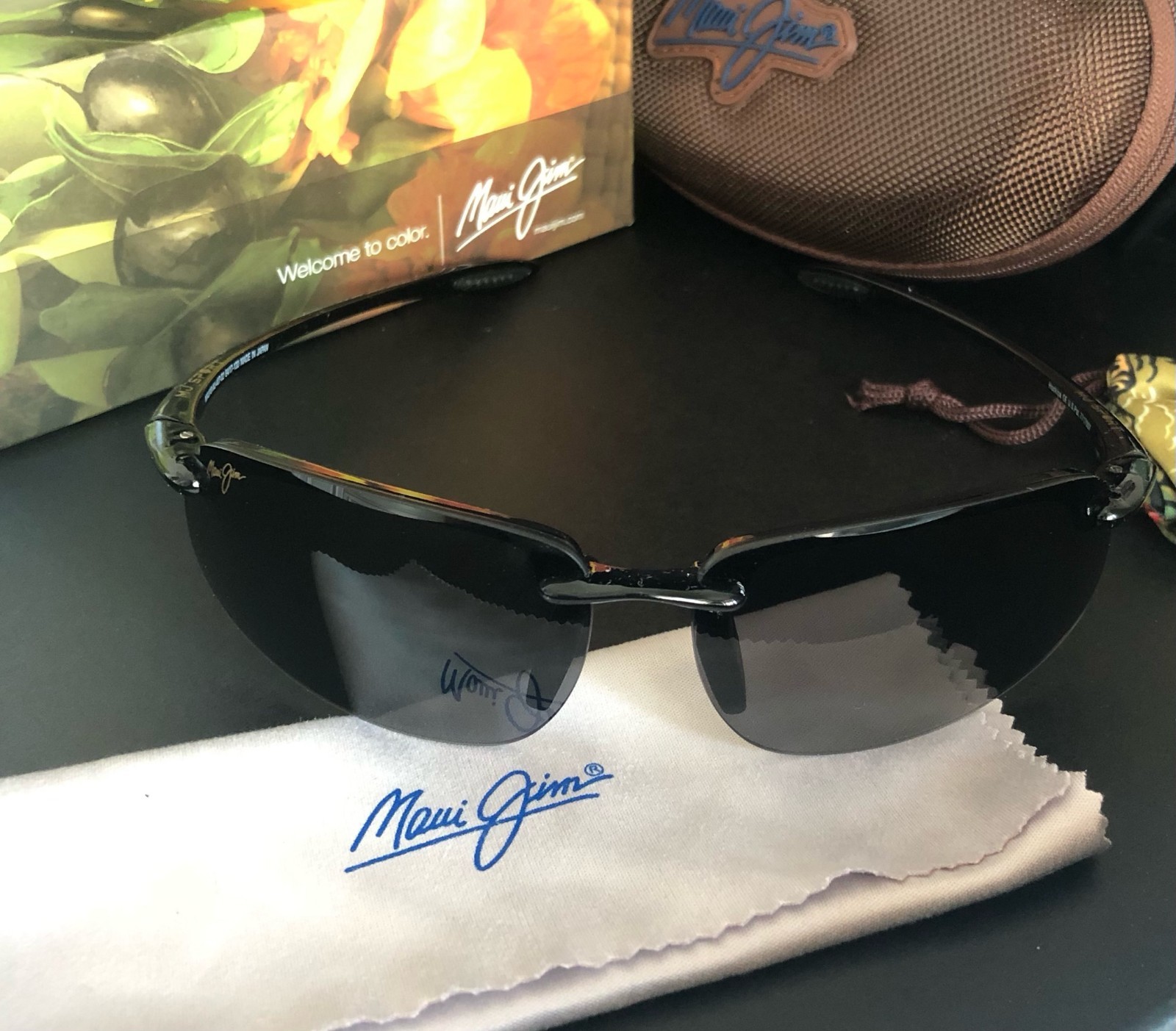 Maui Jim Sport Sunglasses 407-02 Ho’Okipa Black Wrap Frames with Black Lenses