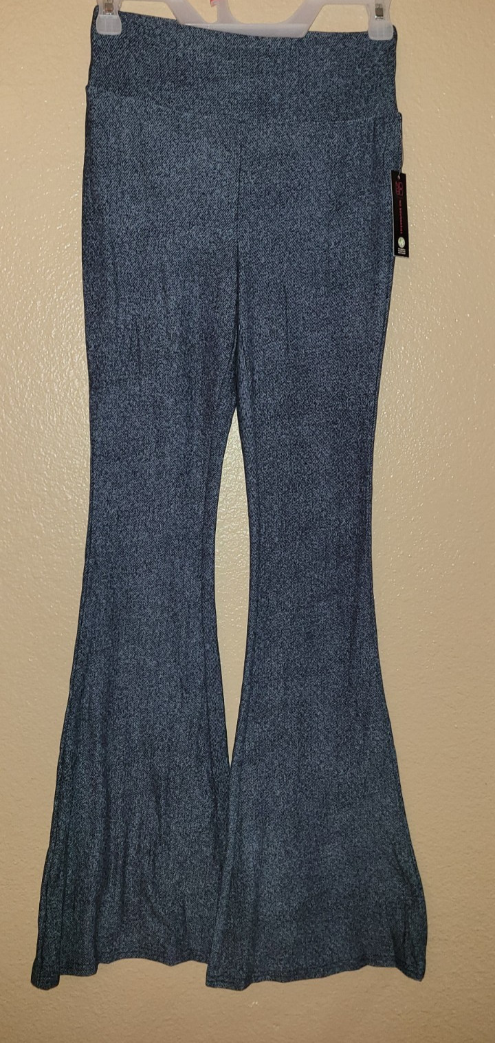 No Boundaries Flare Pants, NOBO knit Flare Pant Multicolor, Small to 3X
