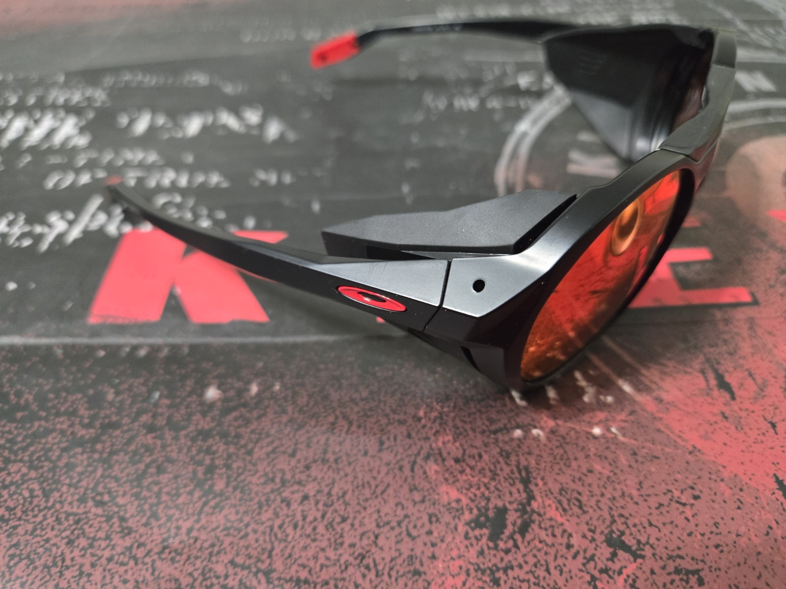 Rare Oakley Clifden Matte Black / Prizm Snow Torch Iridium Lenses OO9440-0356