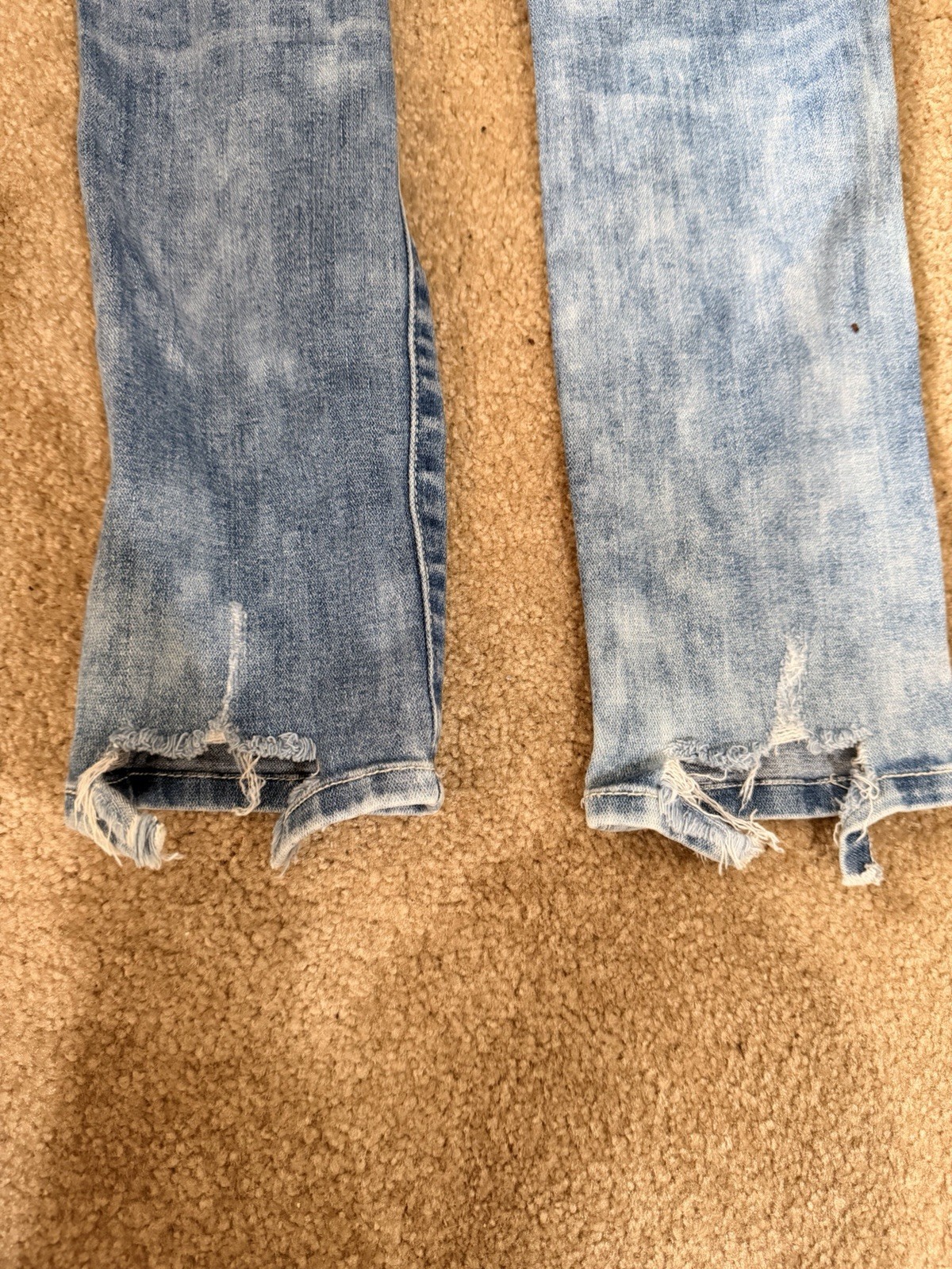 American Eagle Womens Jegging Ankle Highly Ripped Acid Wash Light Jeans Size 00