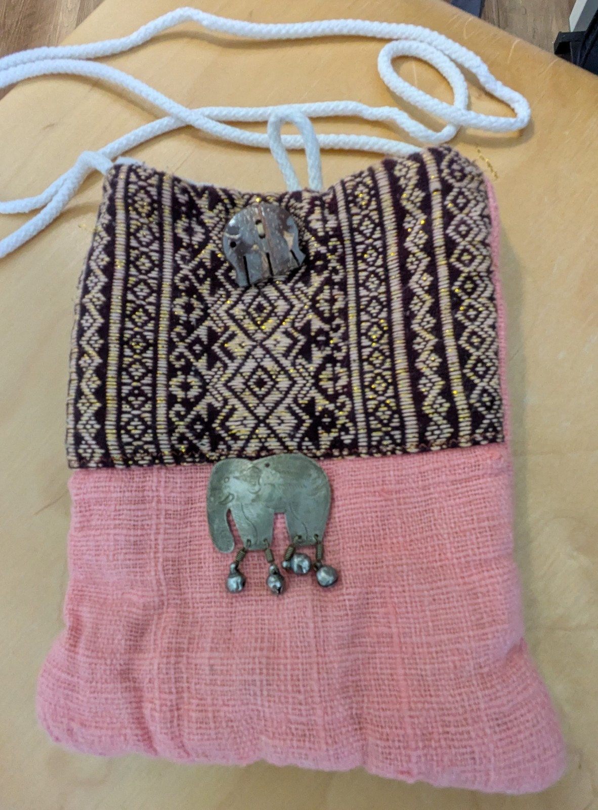 Handmade Patchwork Should Bag/Purse Metal Wooden Elelphants 7″ x 5.5″ Mint