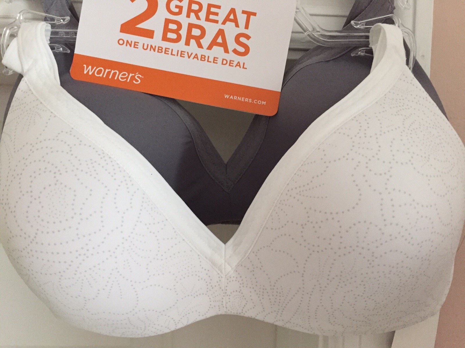 Warners Wirefree Bras T-Shirt Lined Seamless Cups Set of 2 Style 4011 Retail $60