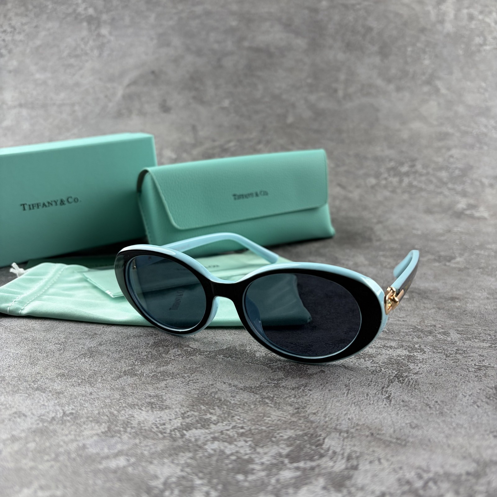 New In Box – Tiffany Black & Blue Oval Sunglasses for Women Designer Eyewear