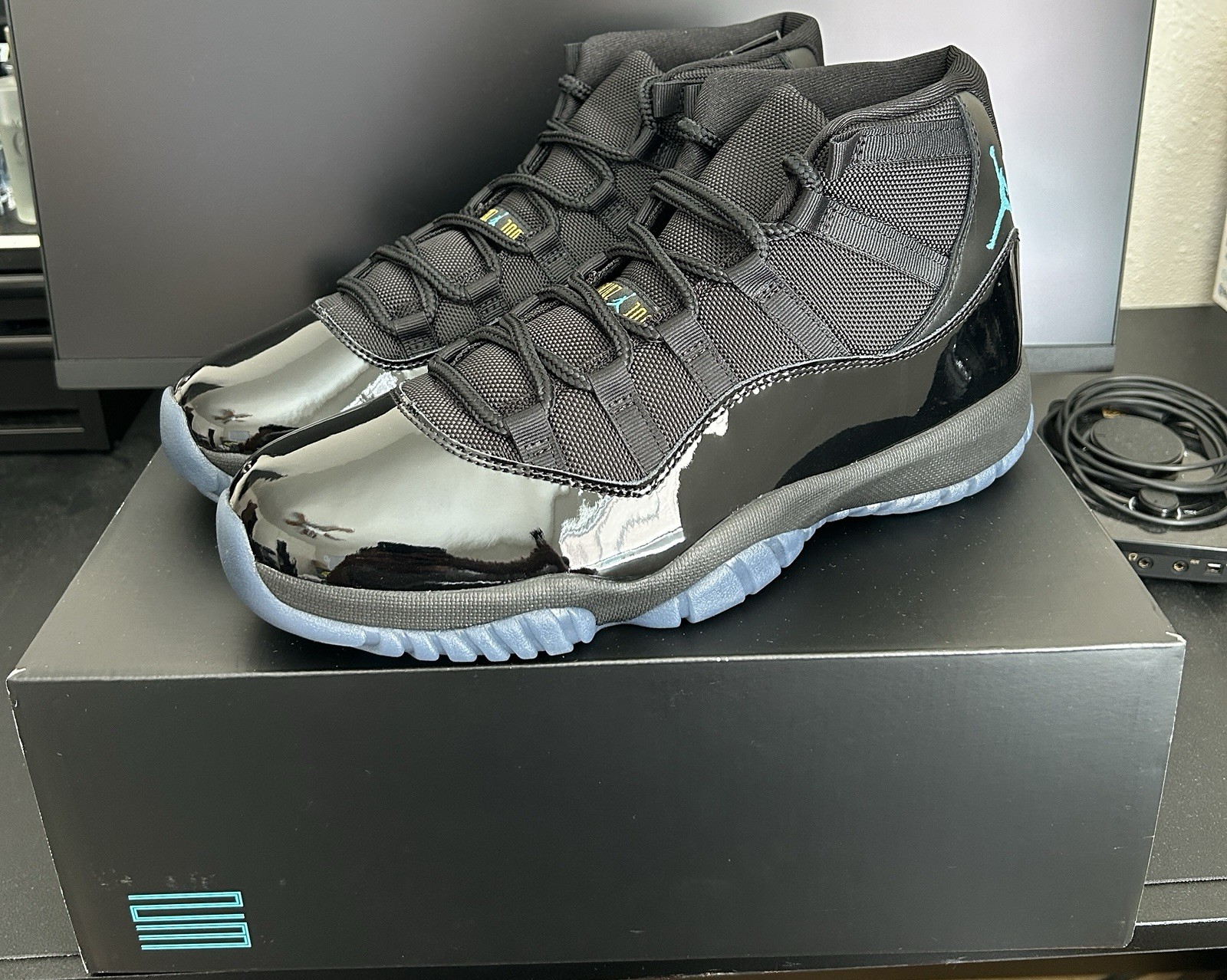 Jordan Air Jordan 11 Retro Gamma Blue Patent Leather Mid Top CT8012-047