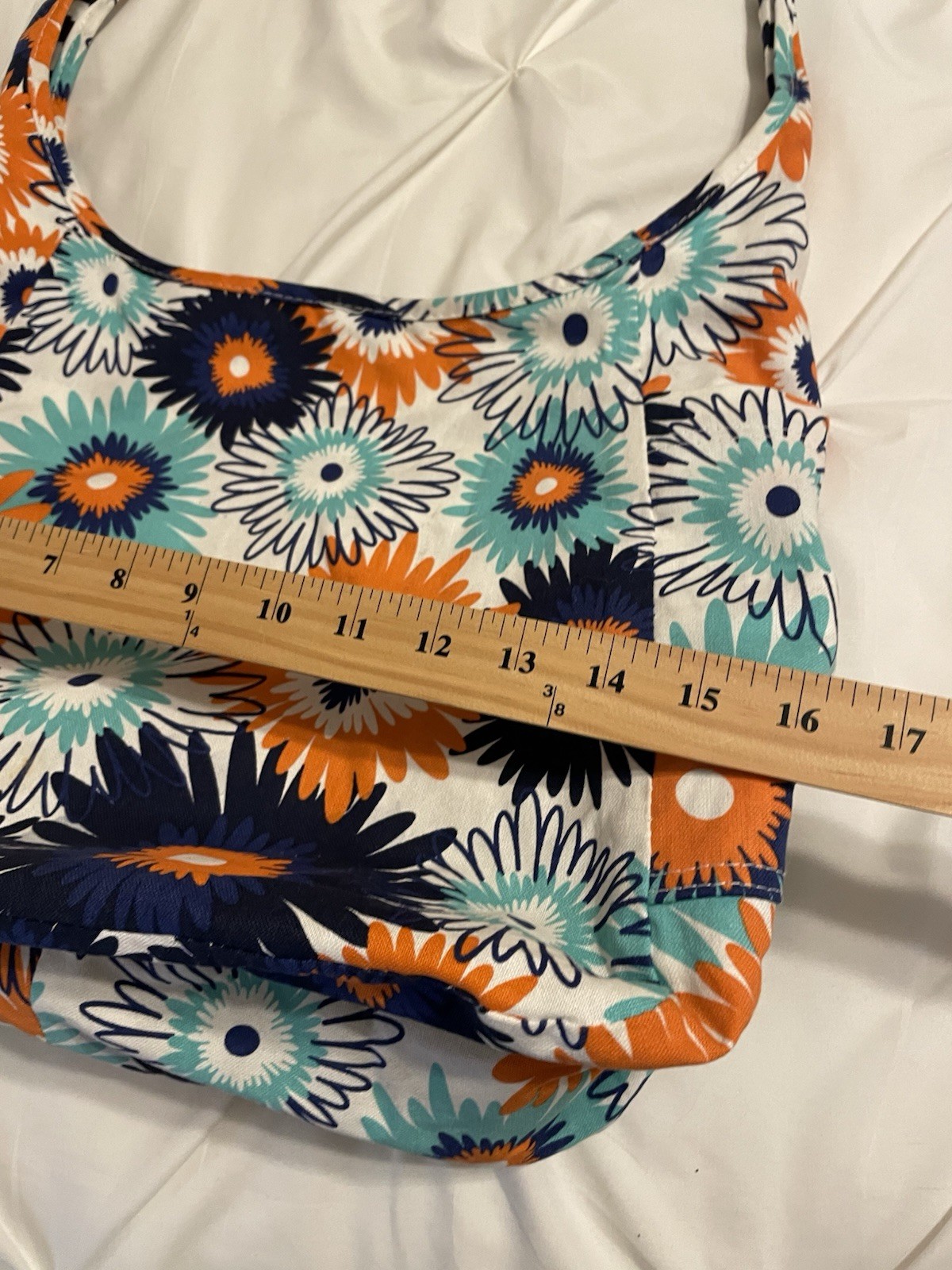Thirty-One Reversible Paradise Pop & Navy Wave Retired Crossbody Hobo Bag