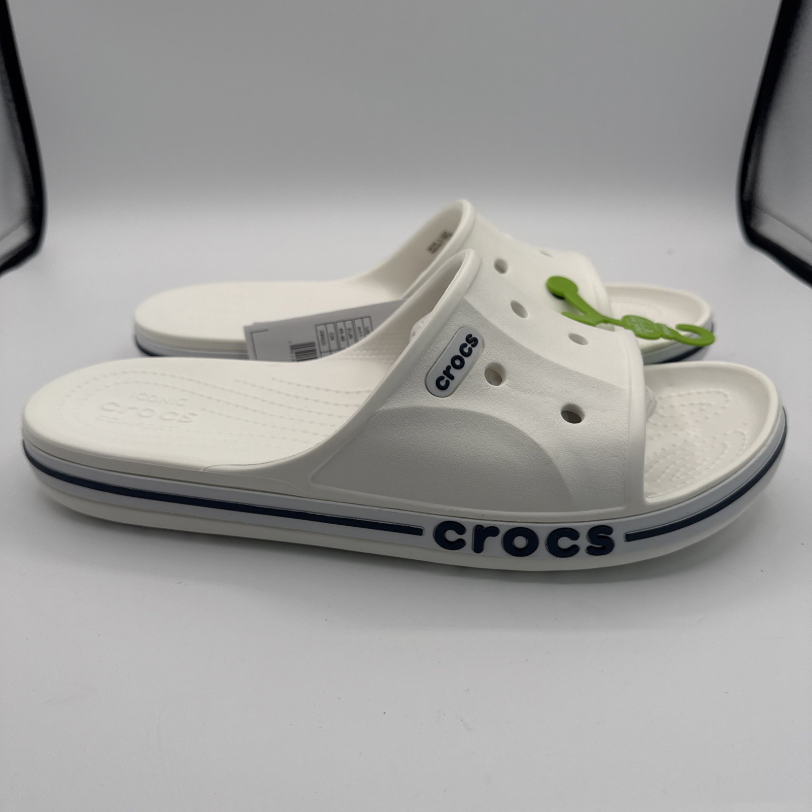 CROCS 205392-126 Unisex-Adults Bayaband Slides in White/Navy – M 8 / W 10