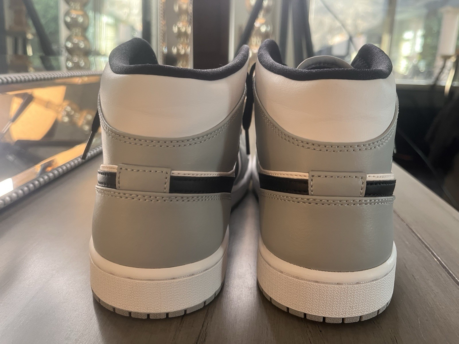 Jordan Air Jordan 1 Mid Top “Smoke Grey” Light Smoke Grey/Black-White Size 9.5